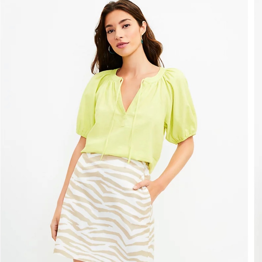 NWOT LOFT Tie Neck Puff Sleeve Top